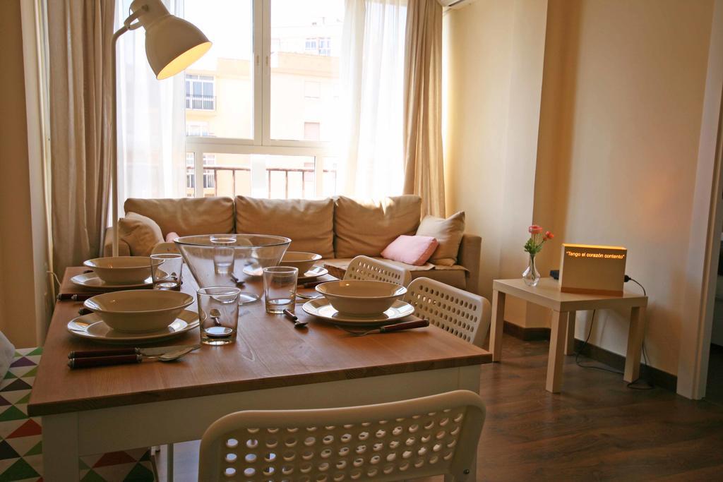 Acosta Apartment Malaga Ngoại thất bức ảnh