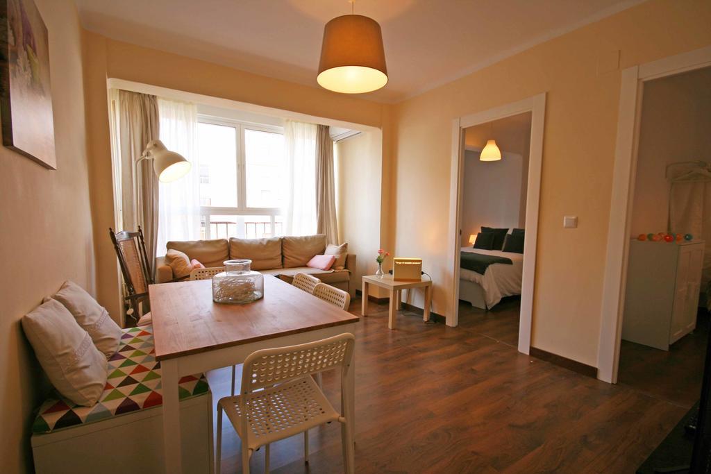 Acosta Apartment Malaga Ngoại thất bức ảnh